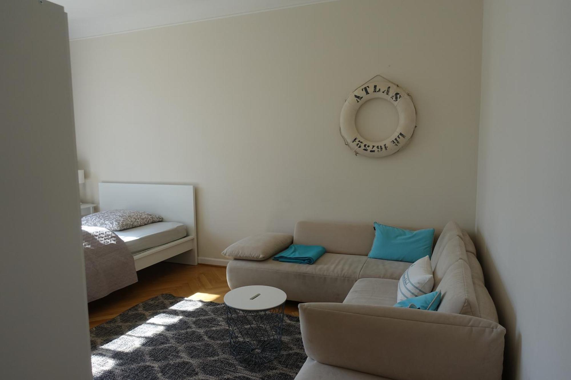 Villa Mit 5 Schlafzimmer *